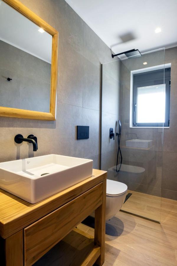Cato Agro 5, Seafront Villa With Private Pool Afiartis Ngoại thất bức ảnh